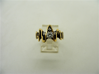 Vintage 1970's 14k Yellow Gold Ladies Diamond Ring