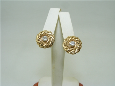Beautiful yellow gold diamond earrings