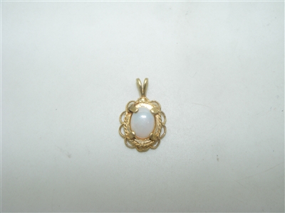 14k Yellow Gold Opal Pendant
