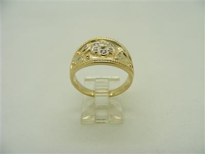 14k yellow gold diamond flower ring