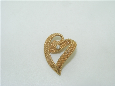 14k yellow gold heart pendant with diamond