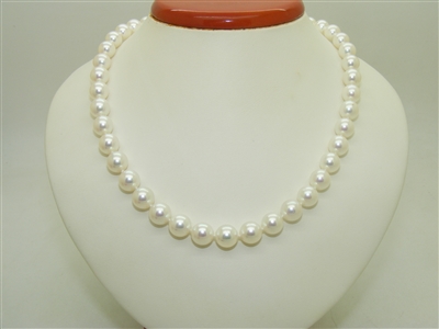 Yellow Gold Gorgeous Cultured Japanese Pearl Necklace