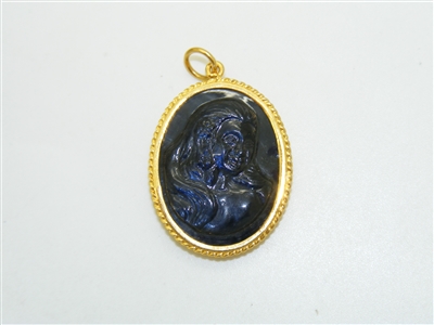 22k Yellow Gold Natural Carved Blue Sapphire