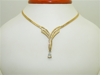 BEAUTIFUL UNIQUE Diamond Necklace