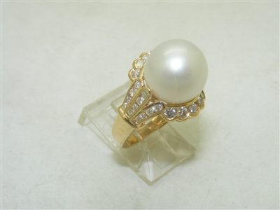 18k Yellow Gold Diamond & Pearl Rings