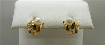 Pearl & Cuban Zircon 18 K Yellow Gold Clip on Earrings