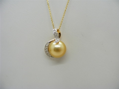 Golden Cultured Pearl Diamond Pendant