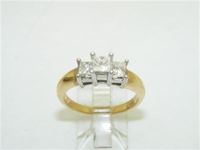Gorgeous Anniversary Diamond Ring