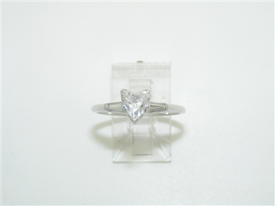 14k White Gold Diamond Heart Shape