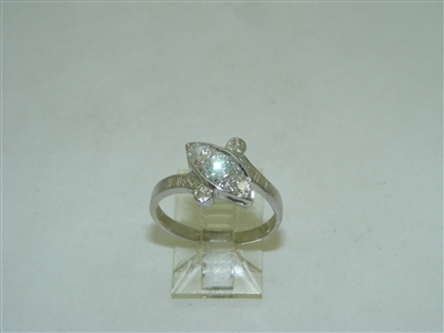 14k White gold Vintage Diamond ring