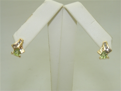 14k Yellow Gold Peridot Diamond Earring